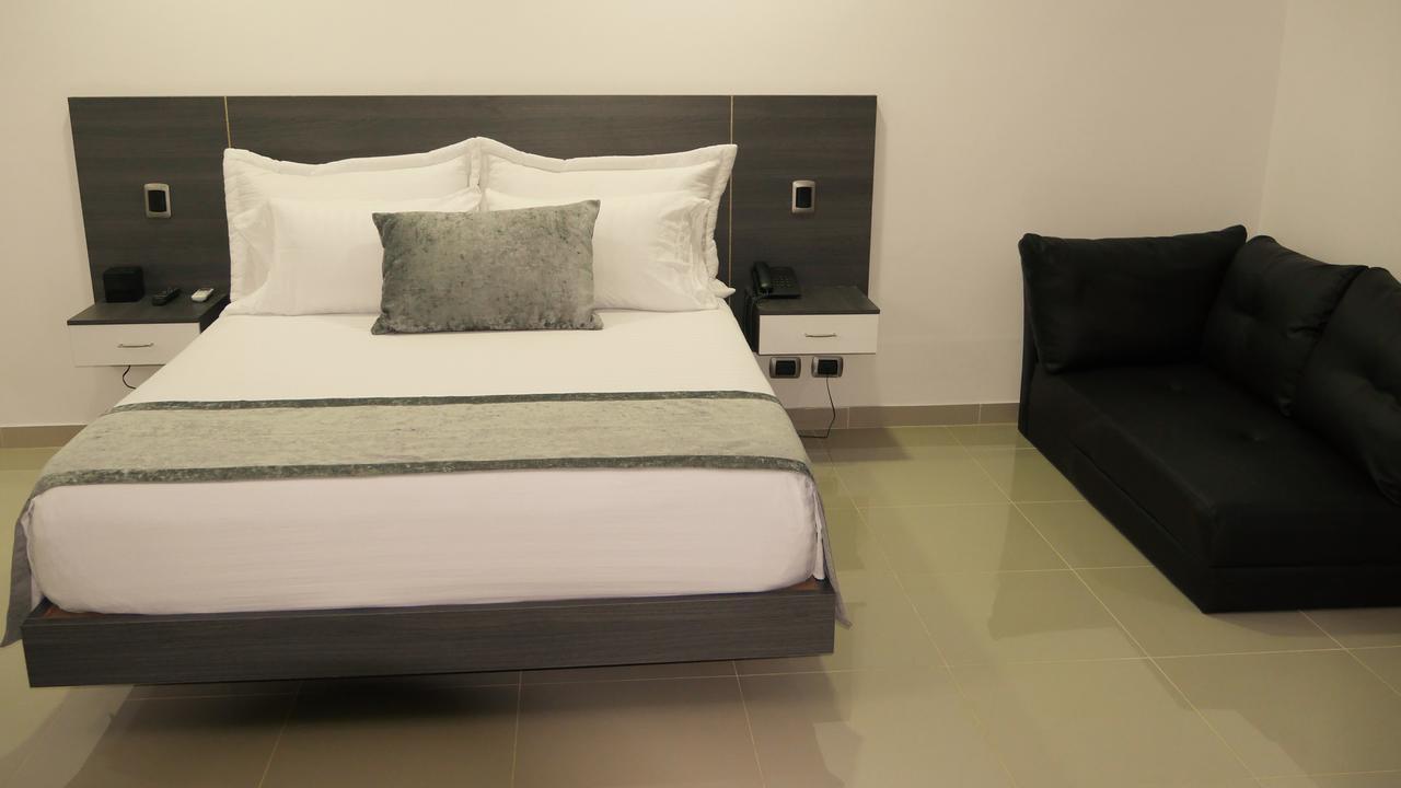 Calle 10 Express Hotel Medellín Eksteriør billede